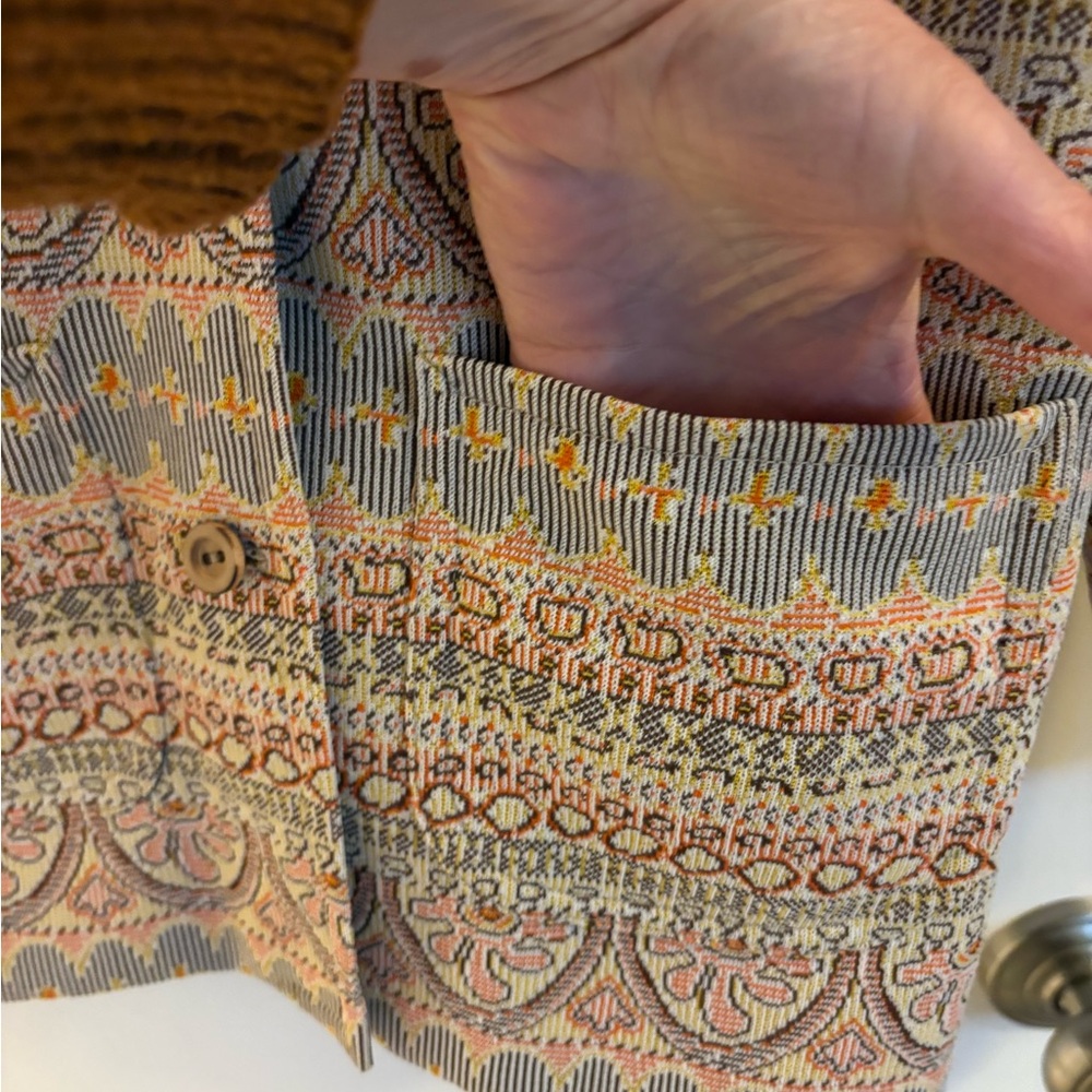 Vintage Patterned Jacket - image 5